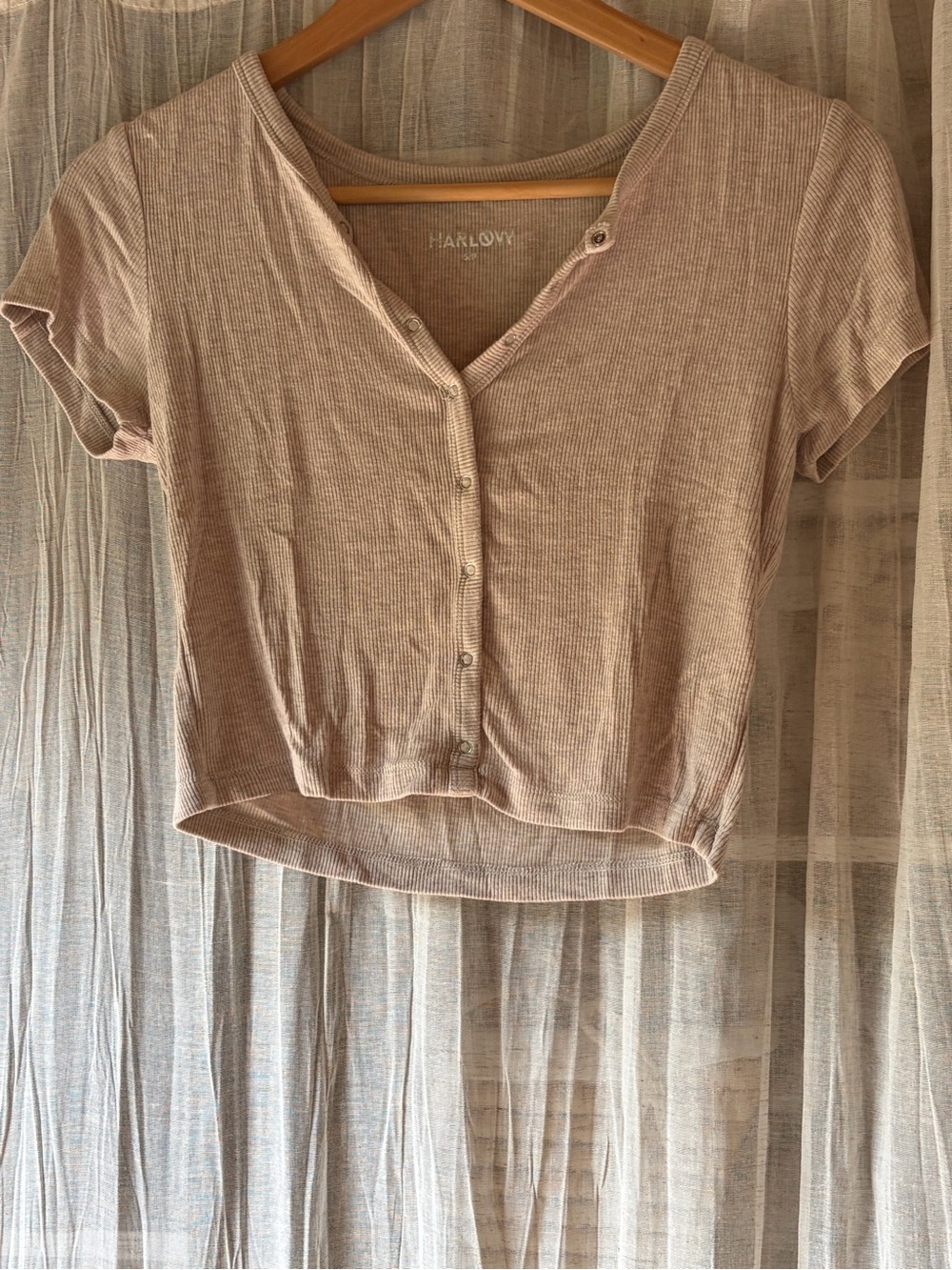 Harlow Beige Ribbed Button-Front Crop Top S